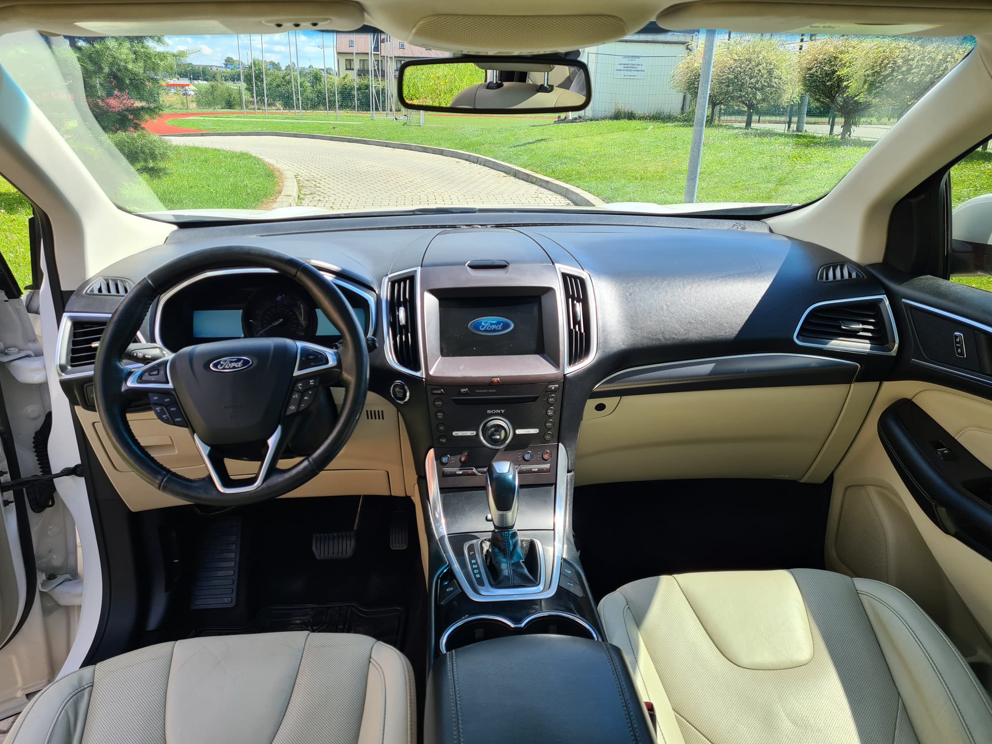 
								FORD EDGE jest pełny									