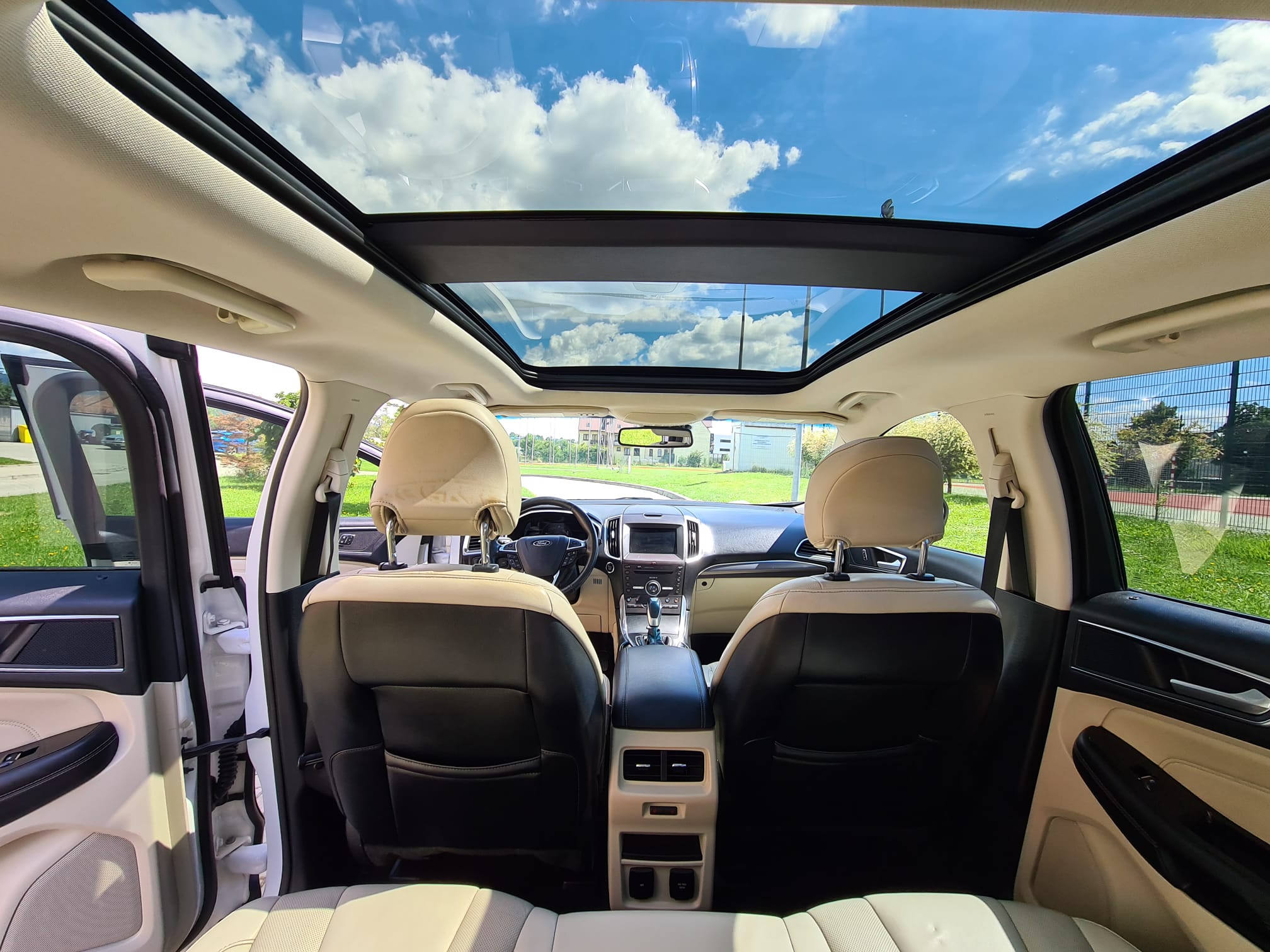 
								FORD EDGE jest pełny									