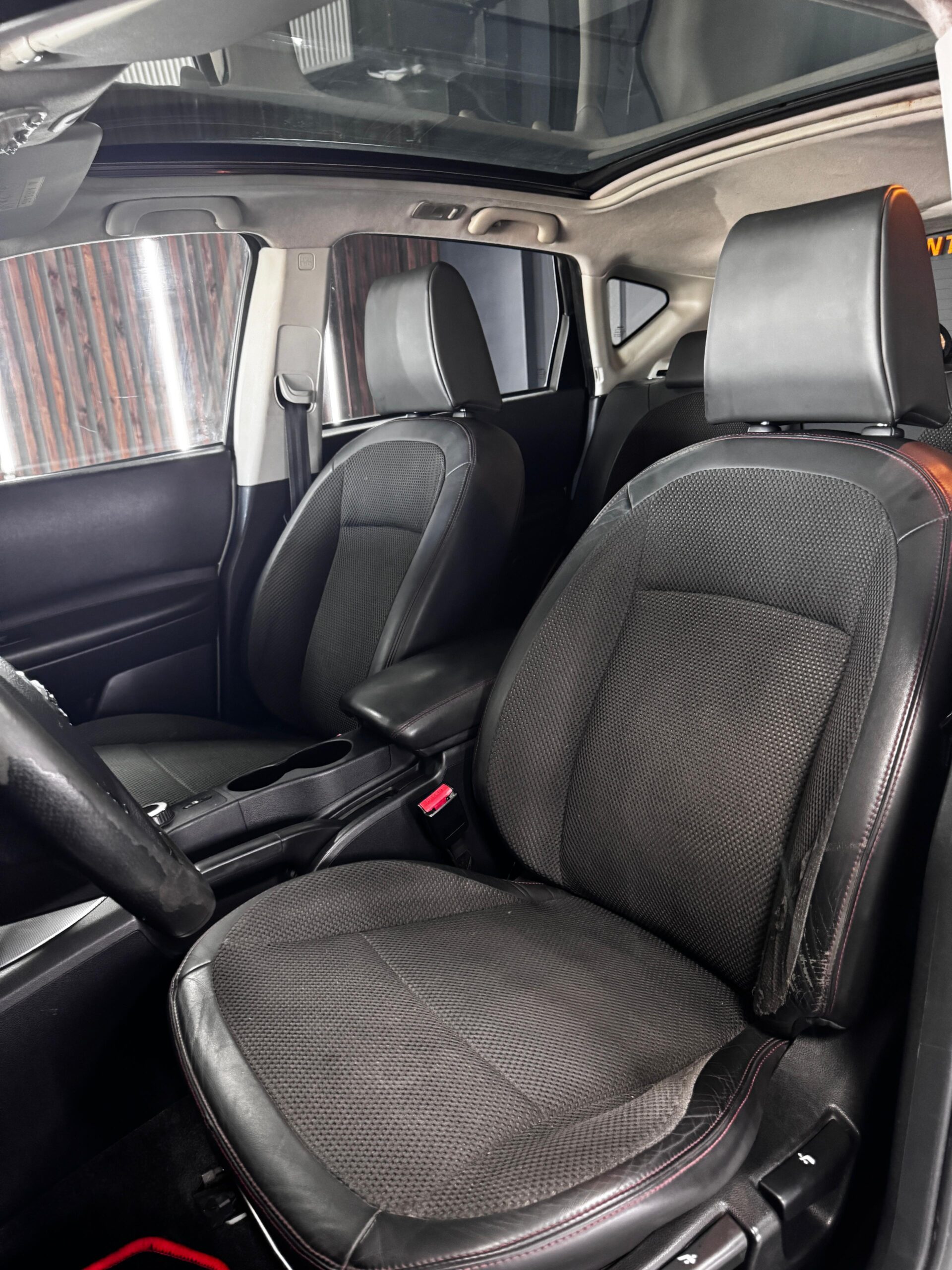 
								nissan qashqai jest pełny									