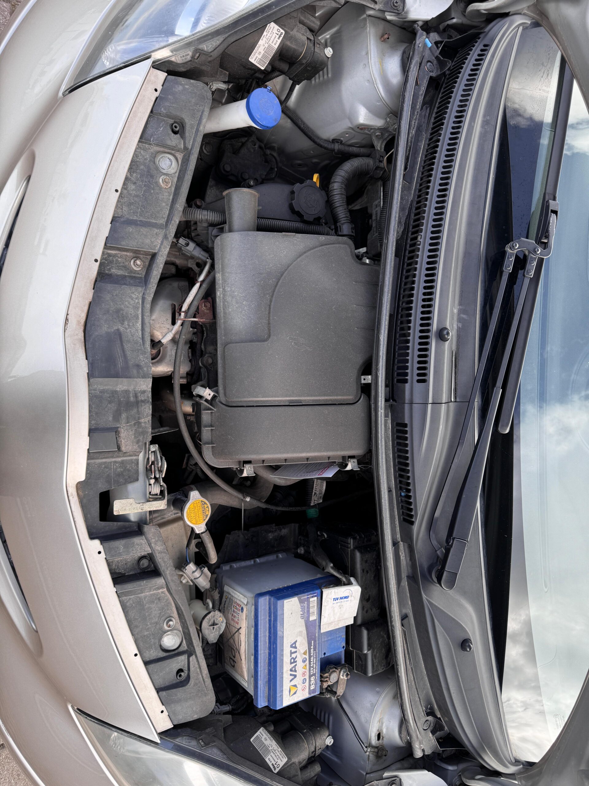 
								toyota aygo jest pełny									